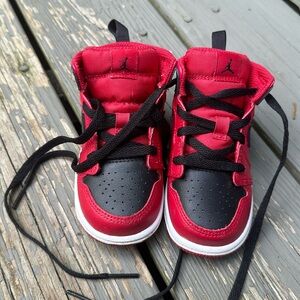 Toddler size 7 Jordans